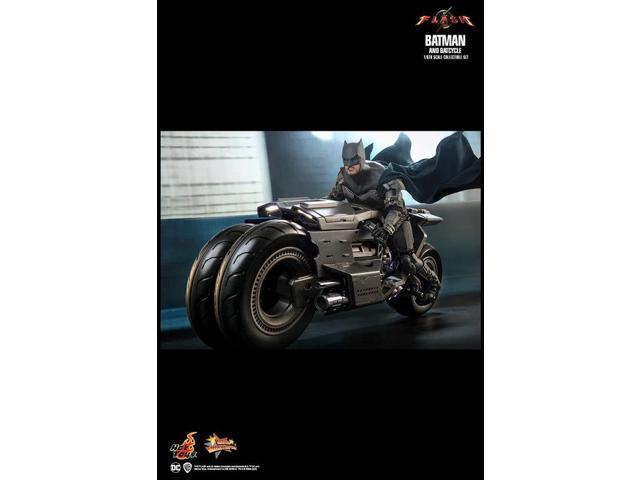 Figure Hot Toys MMS705 - DC Comics - The Flash - Batman & Batcycle