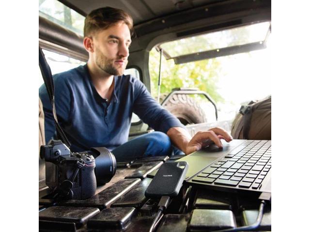 SanDisk - Extreme Portable 4TB External USB-C NVMe SSD - Black - image 7