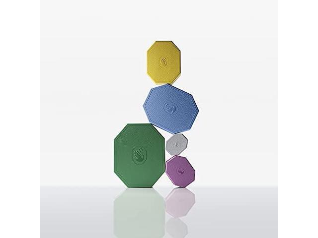Swarovski Annual Edition 2023 Ornament, Clear Crystal Star with 97 Facets, Gold-Tone Finished Tag, Part of The Swarovski Annual Edition Collection