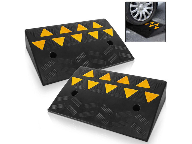Pyle PCRBDR45 Vehicle Curb-Side Ramp Set, Heavy Duty, Reflective Safety, 55,000 lbs. Load Capacity (Pair)
