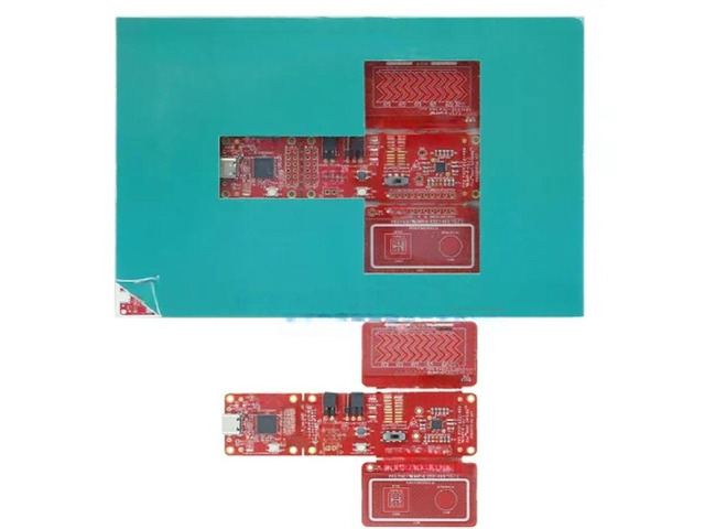 CY8CPROTO-040T PSoC 4000T Touch Kit