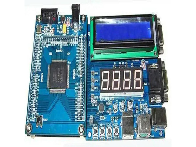 EPM1270 CPLD Development Board