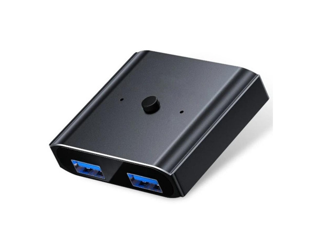 USB3.0 2-In-1 Out Bi-Directional Switcher