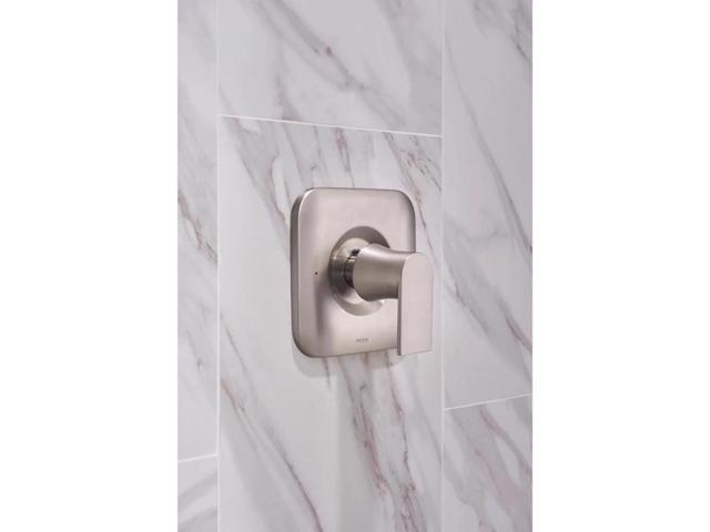 Moen Genta 1-Handle Brushed Nickel Tub and Shower Faucet