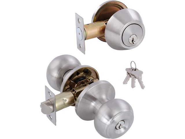 All Keyed Identical Deadbolt Door Knob Combo Set - Single Cylinder Lock With Classic Satin Nickel Exterior Knobs for Entrance and Front Door