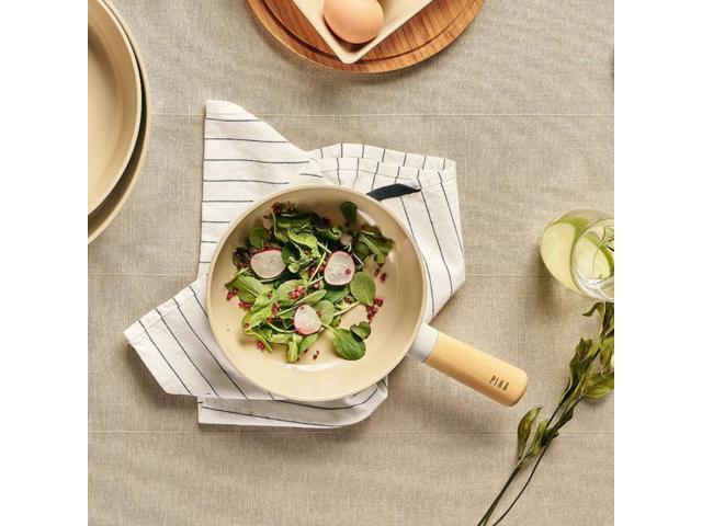 FIKA 7 inch Mini Stir Fry Wok with Wooden Handle, Induction Compatible Cookware for All Stovetops, Kitchen Essential Ceramic Coating Skillet,...