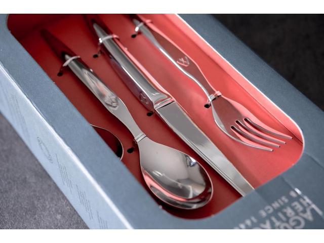 Coutellerie Tarrerias Bonjean Laguiole Heritage Forged Set, 16-Piece