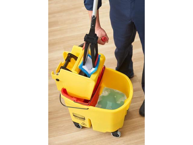 Rubbermaid Commercial Products Microfiber Adaptable Flat Mop Kit for WaveBrake, Yellow, Extendable Handle, for Heavy-Duty...