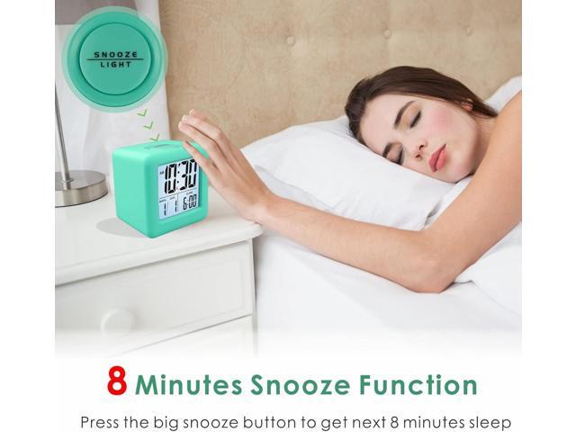 Plumeet Digital Alarm Clock Kids Clock with Snooze and White Nightlight - Easy Setting Travel Alarm Clocks Display Time, Date, Alarm - Ascending...