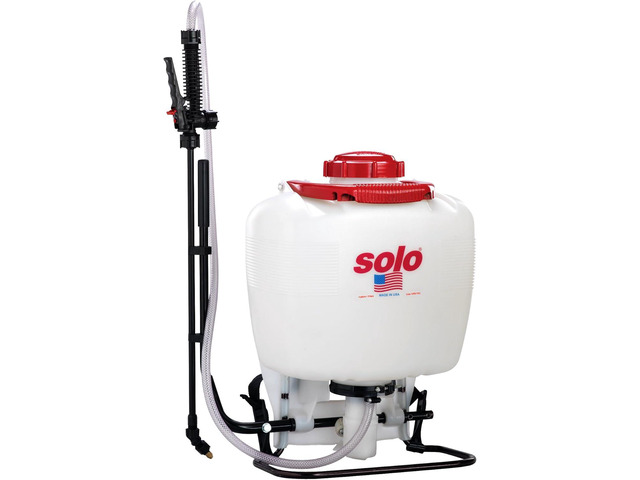 Solo 425-Deluxe 4-Gallon Piston Backpack Sprayer with Deluxe Padded Straps