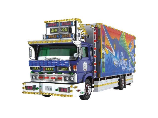 Aoshima: 1/32 Decoration Truck Nansei Reizo (4T Refrigerated) Special Liner Scale Model Kit #53