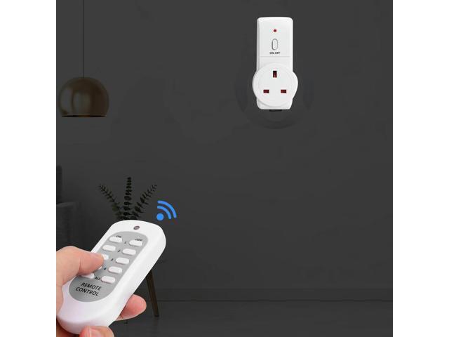 2pcs UK Plug Home House Power Outlet Light Switch Socket Wireless Remote Control