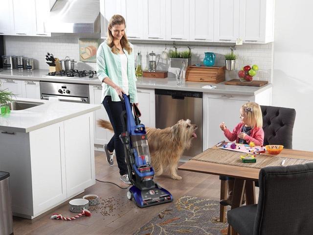 Hoover WindTunnel 2 Whole House Rewind Bagless Vacuum Cleaner, Corded Upright Vac, HEPA Media Filtration, Blocks Allergens and Absorbs Odors,...