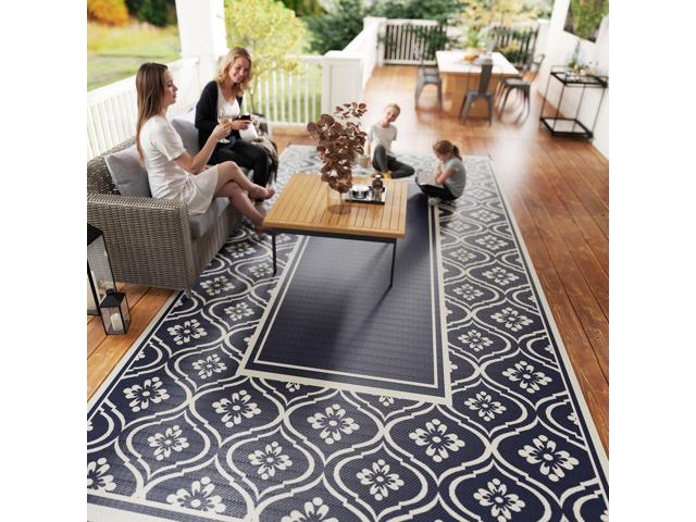 Outdoor Patio Rug, Large Camping Carpet with Carrying Bag, 9' x 18' Waterproof Plastic Straw, Reversible, Blue & White Gourd Border