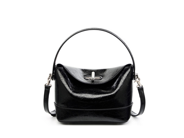 Genuine Leather Women Designer Handbag and Purse Black
