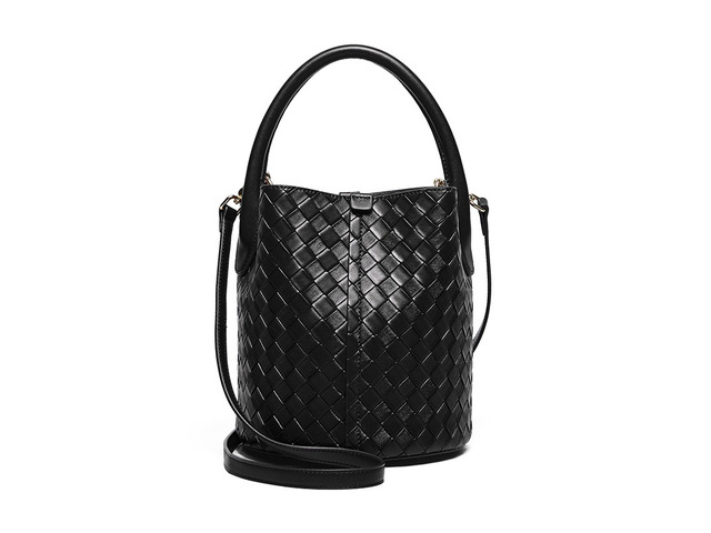 Genuine Leather Handbag Woven Crossbody Bag Black