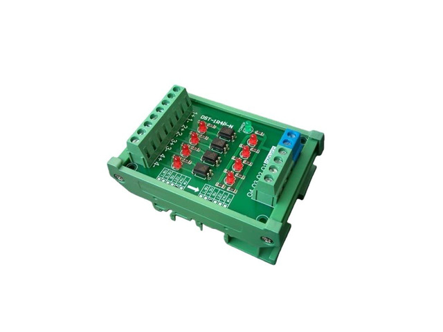 4-channel NPN/PNP opto-isolation module level-to-voltage conversion board, 20kHz differential to single-ended (4-channel with case)