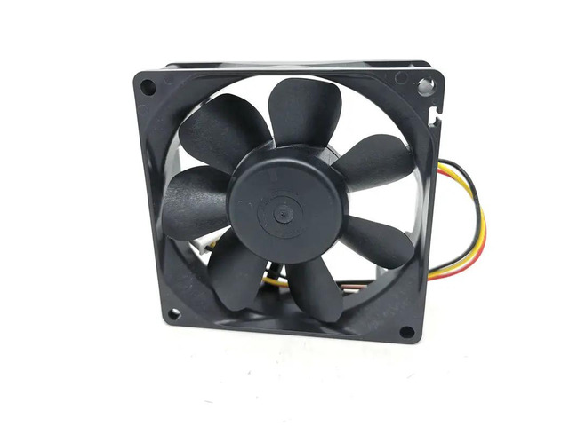 8cm 8025 12v 0.38A 9A0812G4D01 Three-wire heatsink fan 80*80*25MM
