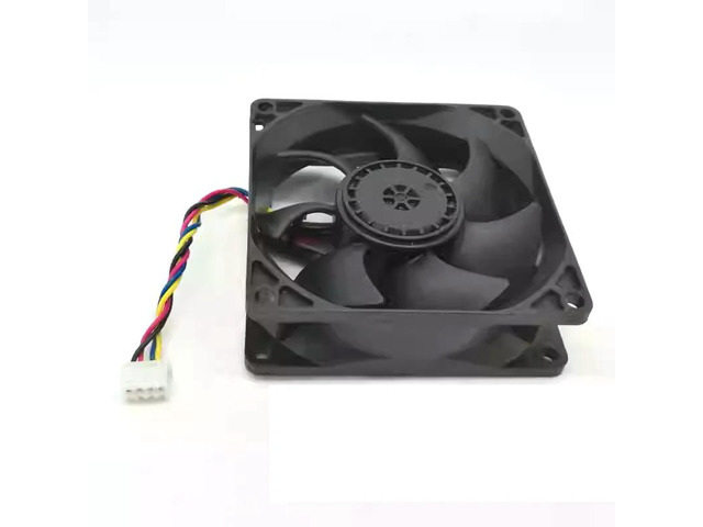 8CM L80T12NS1A7-57 8025 12V 0.38A 4-wire CPU cooler fan