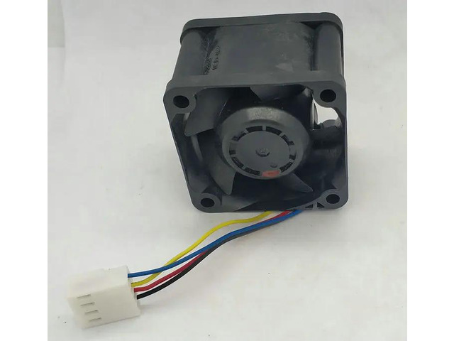 V40S12BUB5-07A21 12V 0.55A 0.53A 40*40*28MM 4CM Computer Cooler Fan W40S12BUA5-07 NDK