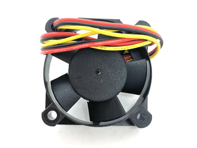 KDE0504PFS1-8 4010 5V 0.7W Three-wire cooling fan 40*40*10MM