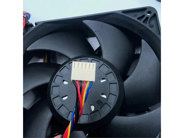 Powerful high-speed fan for E9+ and E10 Bitcoin mining rigs, 140mm 6-pin DC 12V 4A 5800RPM 280CFM heatsink (gold).