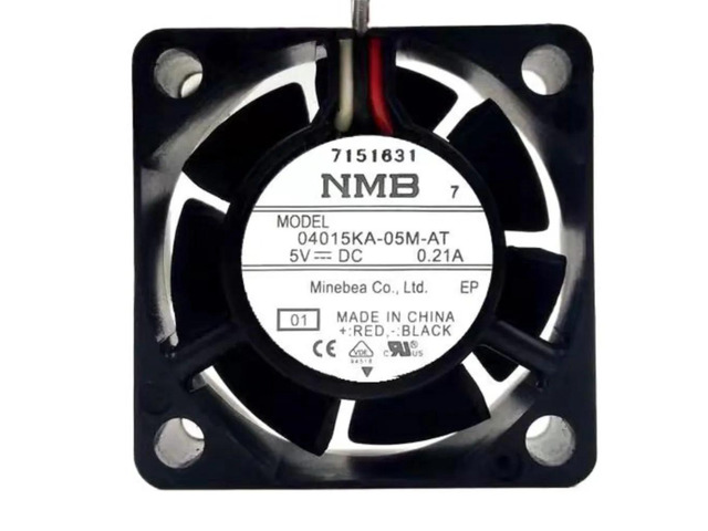 04015KA-05M-AT is suitable for 40mm 4cm DC 5V cooling fans, 40X40X15mm 0.21A three-wire three-pin heatsinks.