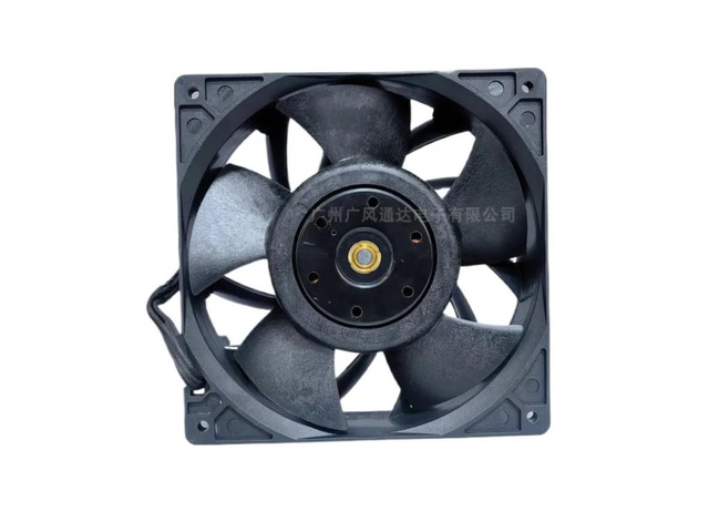 One PFM1412DE is suitable for 140mm x 38mm DC 12V 5.04A superfan, 5500RPM speed, 328CFM airflow, powerful exhaust fan.