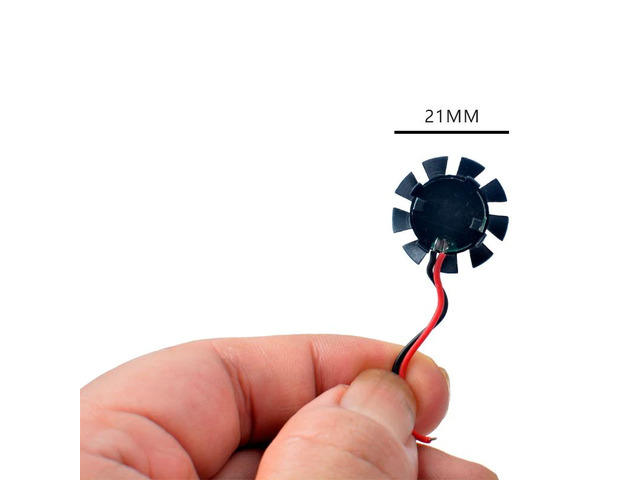 Miniature cooling fan for automotive LED lights, DC 9V/12V, blade diameter 21mm, suitable for automotive fan cooling systems.