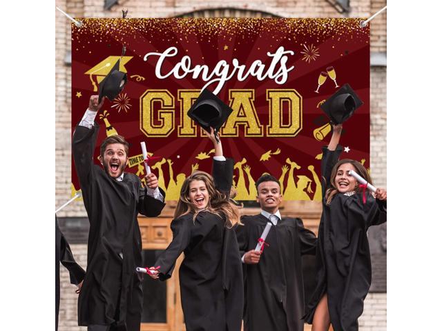 Maroon Gold Graduation Banner Backdrop Class of 2026 Graduation Party Decorations Supplies Fabric Backdrop Background for Indoor Outdoor 71 x 43 in