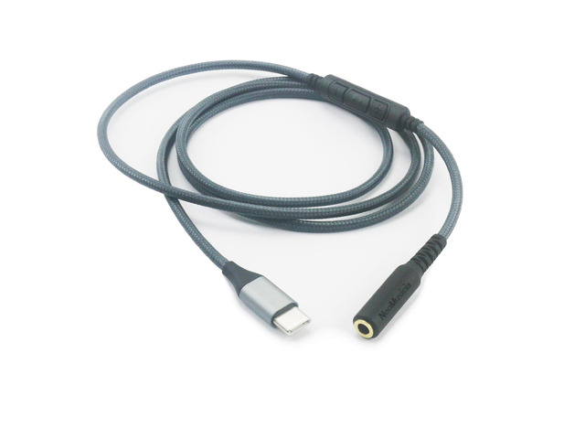 USB C to 3.5mm Female Headphone Audio Adapter Cable Male to Female Cable Remote Volume Mic Compatible with iPhone 16/17/15 Compatible with Samsung...