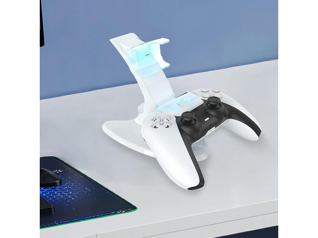For PS 5 Controller Charging Dock with Indicator Light Dual Fast Controller Charger Gamepad Bracket Game Accessories
