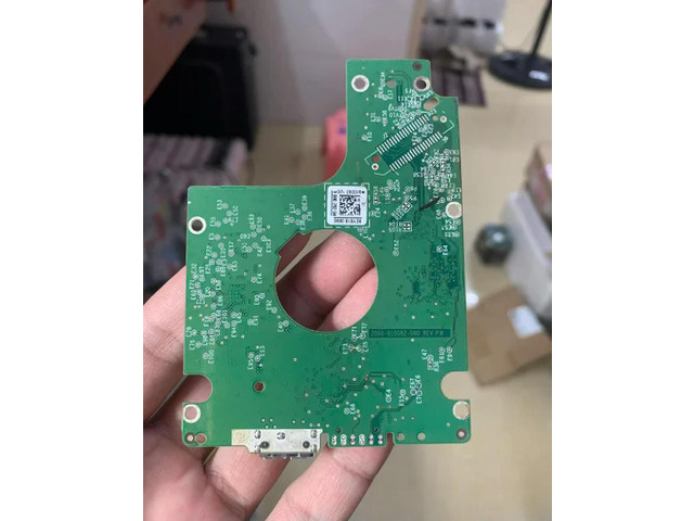 Hard disk circuit board 2060-810082-000 REV P0