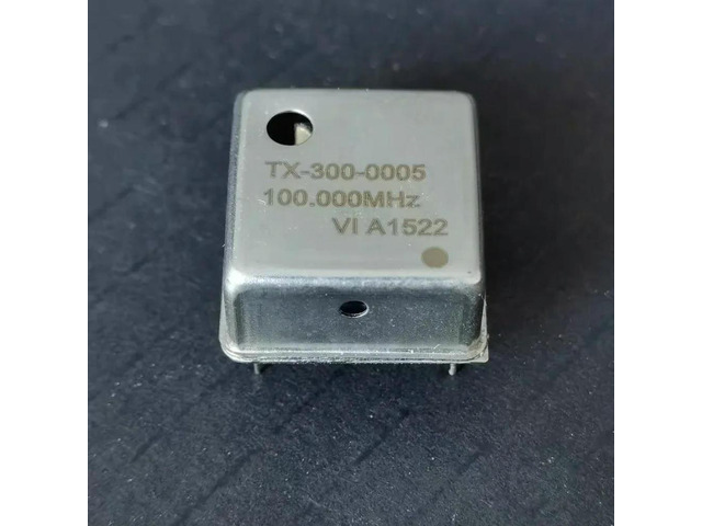 Microchip/Vectron TX-300-0005 100MHZ 5V Crystal Oscillator 20*20*12 TCXO
