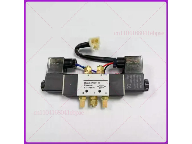 Swing Door Bus Door Pump Solenoid Valve 24V 4V220-08 Strip Line Quick Connector is suitable for buses