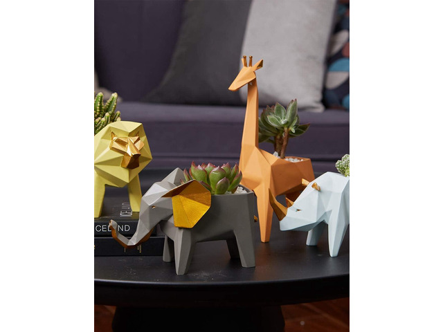 HAUCOZE Elephant Statue Planter Succulent Pot Modern Animal Sculpture Home Decor Gift for Living Room Office 6.9 Inch