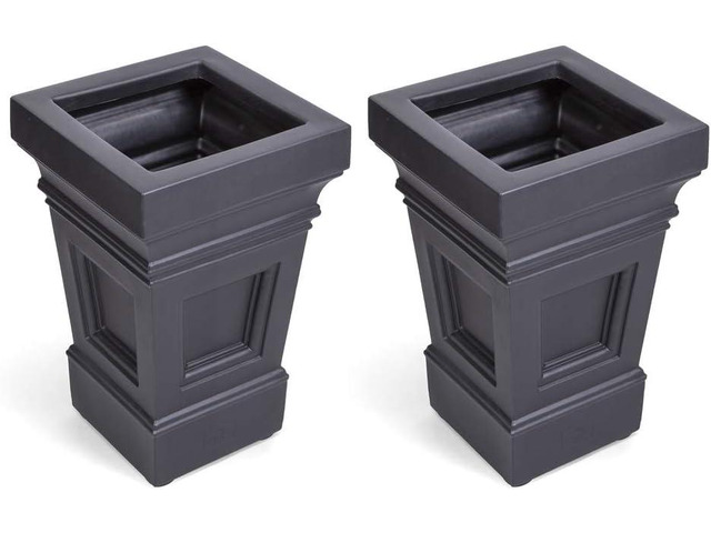 Step2 Atherton Square Planter, Large Planters for Outdoor Plants, Gardening and Flower Pot for Patio or Porch, Efficient Drainage, Durable Plastic,...