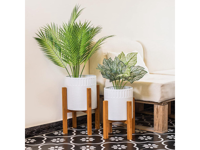 2-Piece White Metal Planter Set with Wood Stand, Indoor Mid Century Modern Planters with Drainage, 8' & 10'
