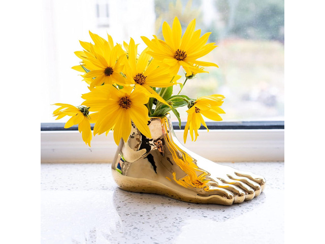 Notakia Unique Flower Vase Statue Home Decor Modern Style Gold Room Decor Accents for Indoor and Outdoor Statue Planter Pots Gold Decor Accents...