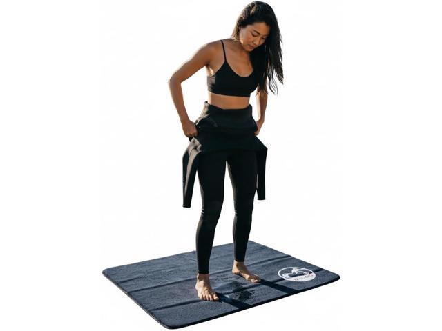 Maloo Changing Mat 4mm Neoprene Waterproof Surf Changing Mat, 36 x 30 Portable Wetsuit Changing Pad with Mesh Storage Bag, Quick-Dry Outdoor Mat...