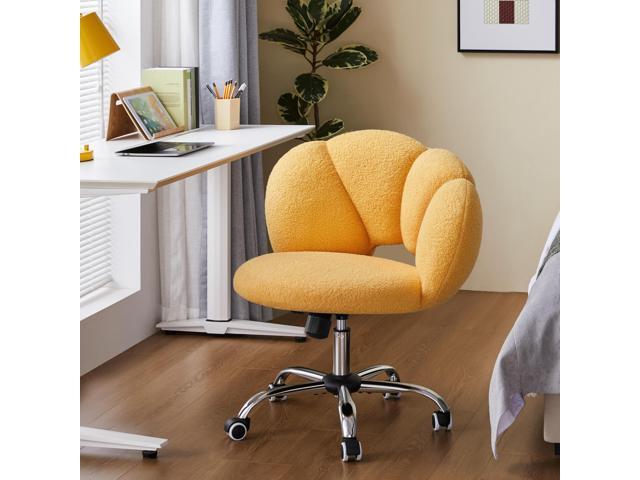 Yaheetech Boucle Upholstered Desk Chair Cloud-Shaped Vanity Chair Adjustable Home Office Computer with Rolling Wheels for Living Room, Bedroom Yellow