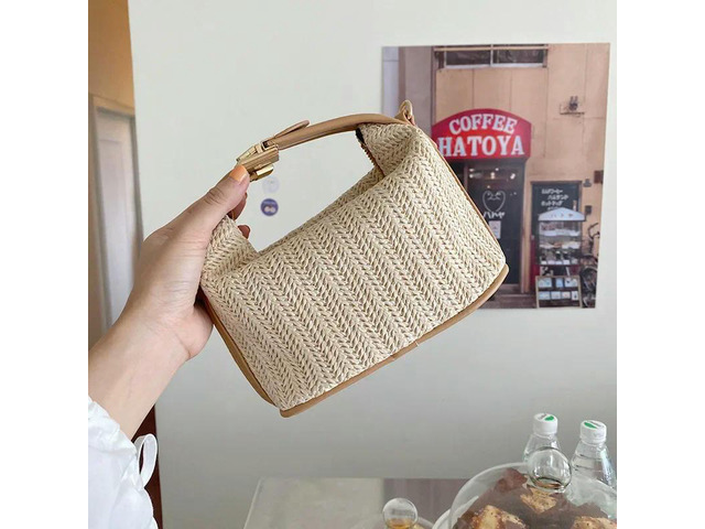 Summer straw handbag trendy shoulder woven bucket crossbody casual seaside beach handbag