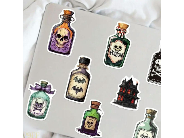 50 Pieces Halloween Stickers Waterproof PVC Decals els For Water Bottles Phone Laptop Tablet Bottle Cartoon Design