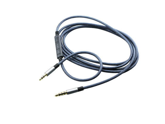 3.5mm to 2.5mm Male Audio Cable Compatible with Bose Noise Canceling 700, QC35, QC35ii, QC45, oe2, oe2i Headphones, Remote Volume Control Mic...