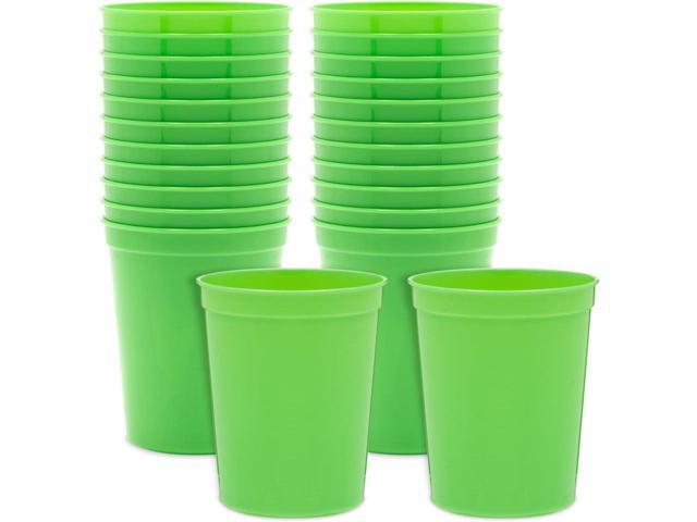 BLUE PANDA 16 Oz Lime Green Stadium Cups - Plastic Cups Reusable & Dishwasher Safe - Party Favor Tumblers & Green Plastic Cup - 24 Count