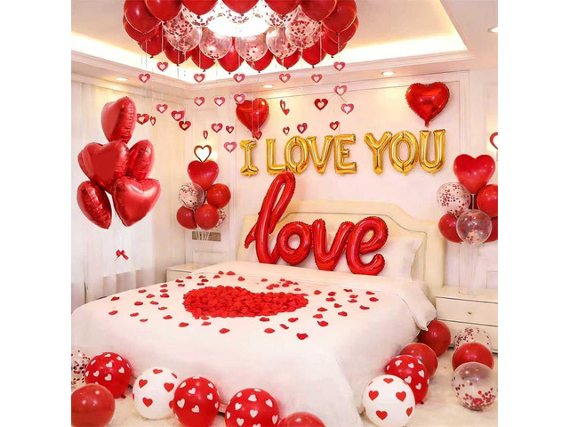 1060PCS Valentine's Day Balloons Kit with 1000 Pcs Silk Rose Petals I Love You Balloons 50Pcs Heart Hanging and Heart Print Balloon Set for...