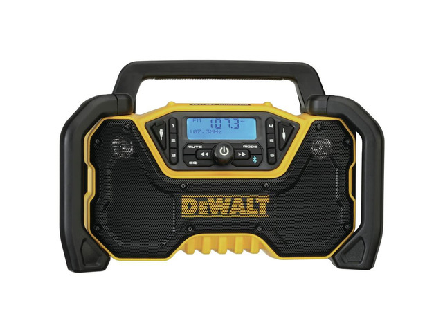 12V/20V MAX Portable Bluetooth Radio, Cordless, 100 ft Range, 3.5 Subwoofers, Jobsite (DCR028B)