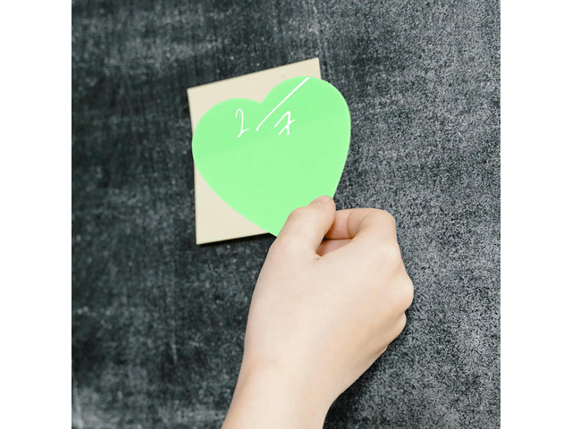 Fluorescent Heart Memo Pads Pet Material Self Adhesive Note Stickers Smooth Writing Tear Off No Residue Compact Decorative
