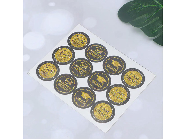 12Pcs Graduation Stickers Self-Adhesive Graduation Theme els for Party Gift Bags Cards Envelope Seal
