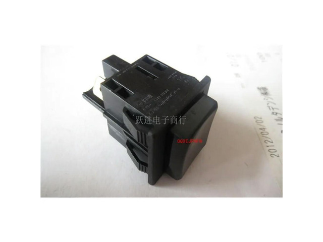For ARCOLECTRIC C7050SA T125 Pushbutton Switch 4 Pin Self-locking Switch 10A250V